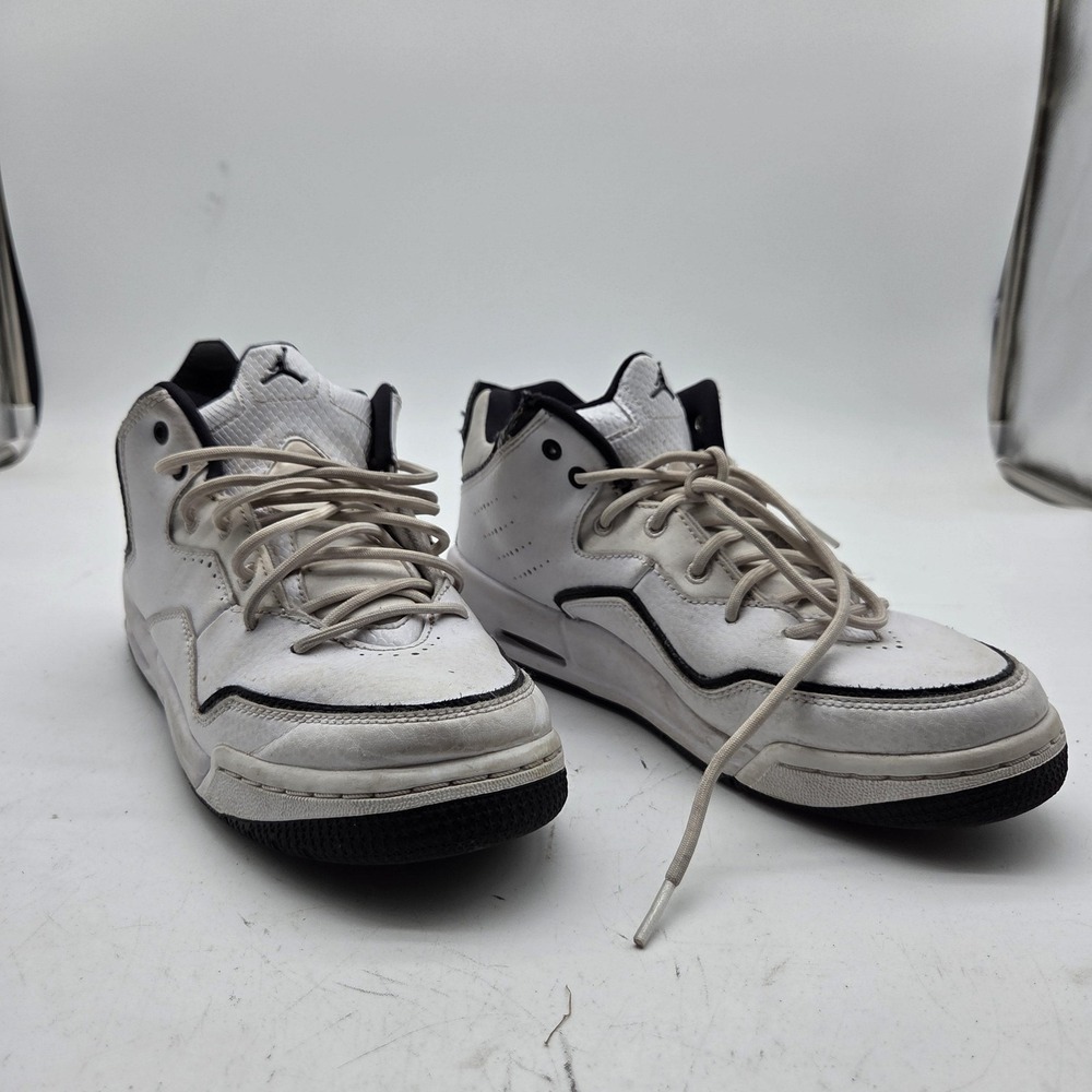 Jordan Basketball Shoes Teens Size 7 White Black Mid Top Sneakers AR1002-100